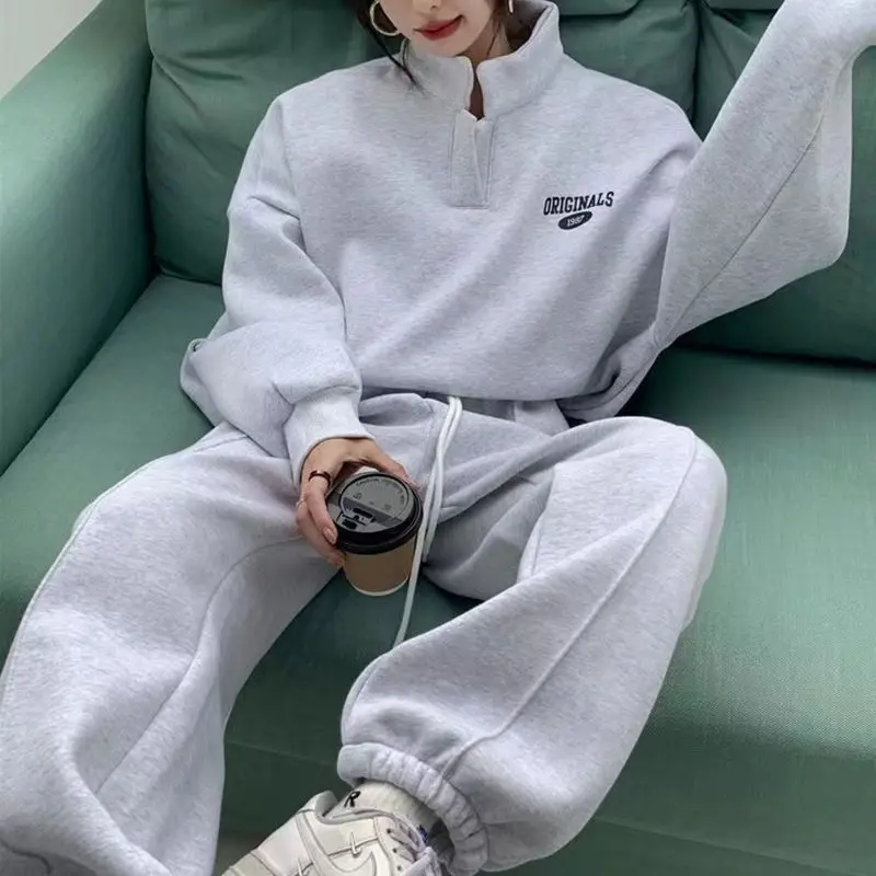 Women's Fashion Sports Suit 20 - огляд і ціна Winter Clothing Sales
